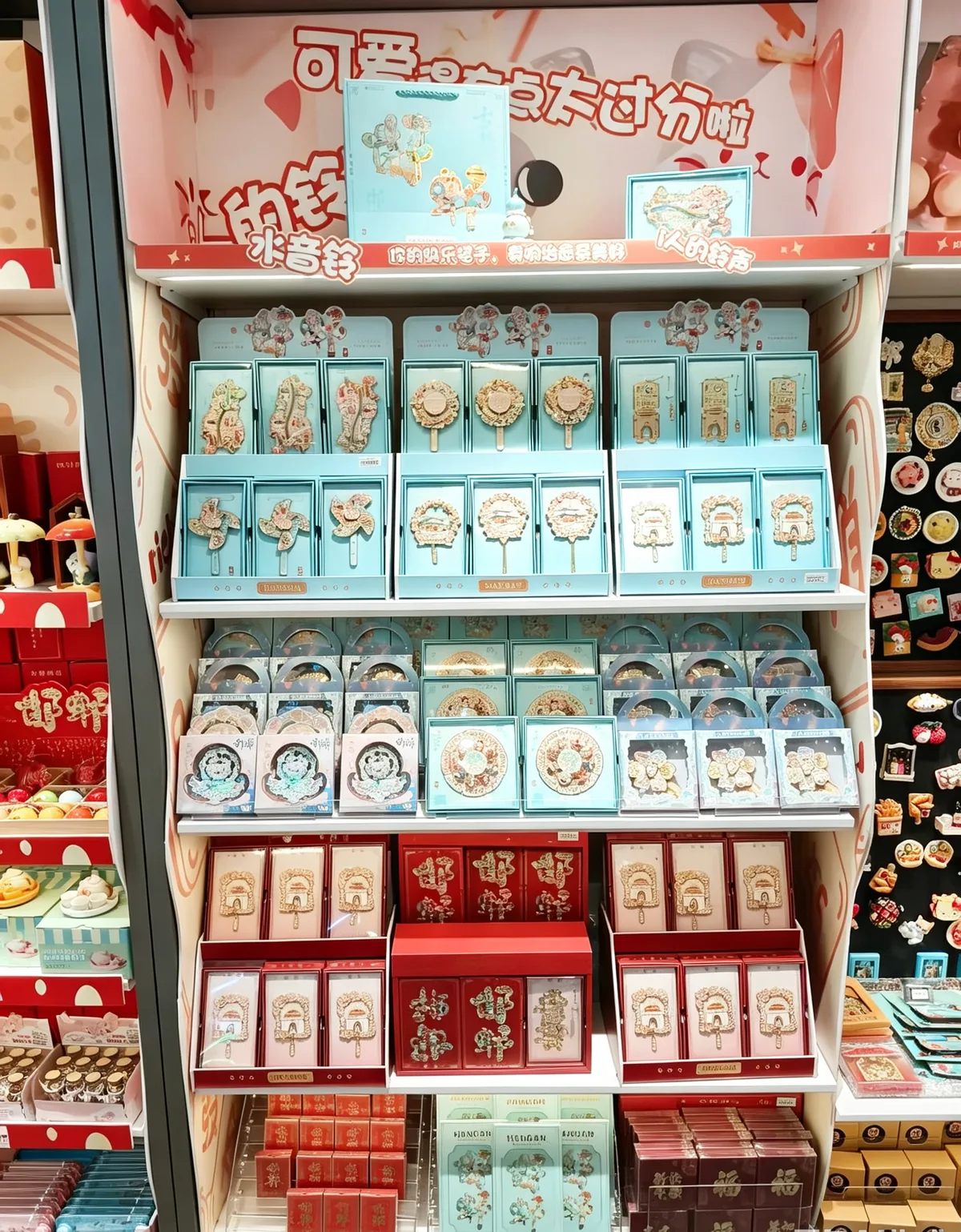 潮美汇-店内陈列